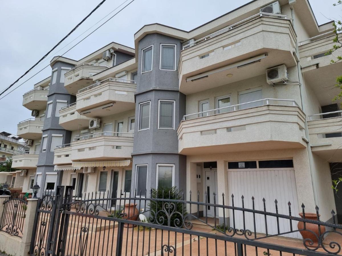 Il Freddo Apartments Ülgün Dış mekan fotoğraf
