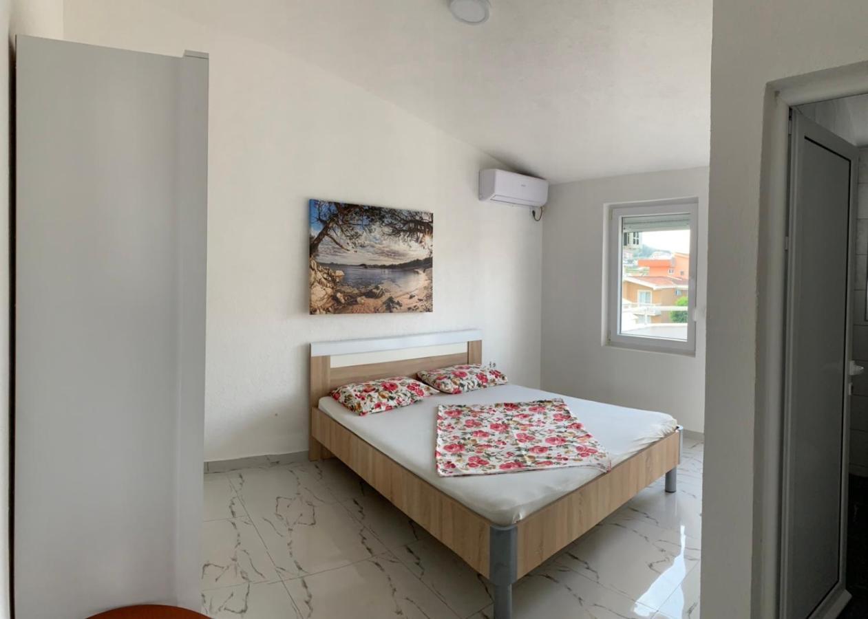 Il Freddo Apartments Ülgün Dış mekan fotoğraf