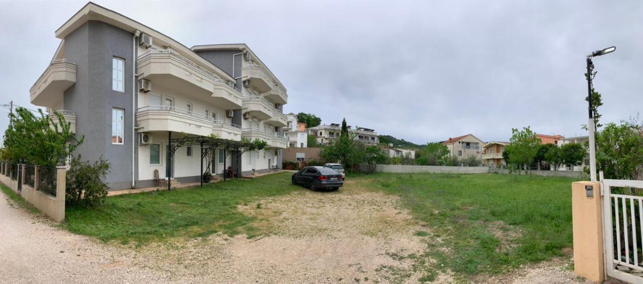 Il Freddo Apartments Ülgün Dış mekan fotoğraf